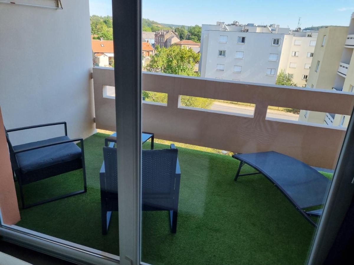 Bel appartement 2 chambres ,résidence privée Givet Esterno foto