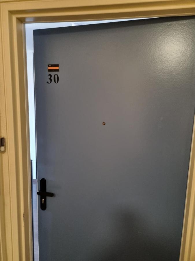 Bel appartement 2 chambres ,résidence privée Givet Esterno foto