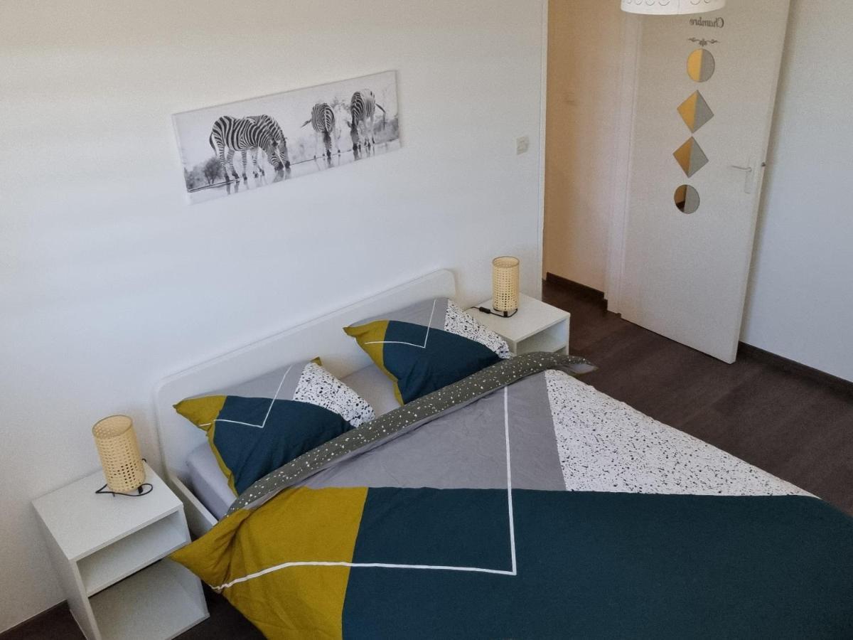 Bel appartement 2 chambres ,résidence privée Givet Esterno foto